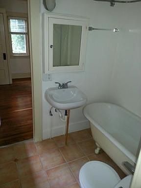 5th image of 1515 Laguna St APT 1