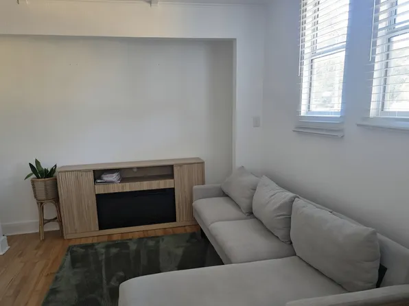 1013 Ohio Ave, Palm Harbor, FL