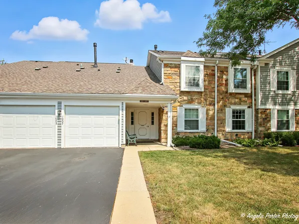 1005 Auburn Ln, Buffalo Grove, IL 60089