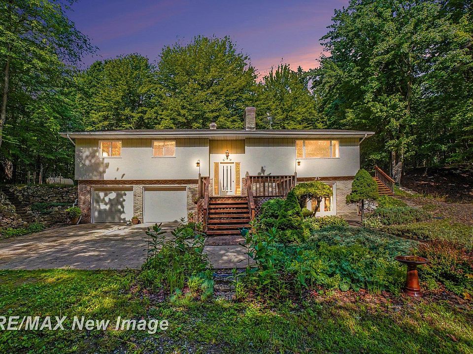 1st image of 4093 Pruess Rd