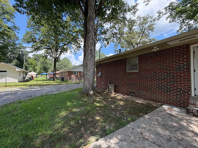 117 Benton Dr NW — Photo 23