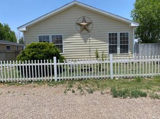 704 W Galveston St, Marfa, TX 79843