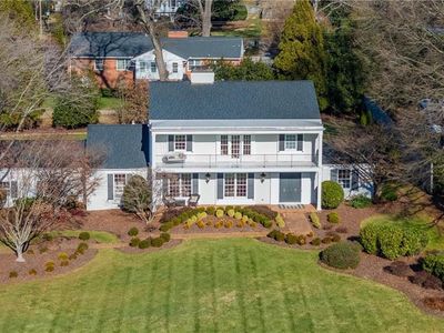 3918 Starmount Dr, Greensboro, NC, 27410