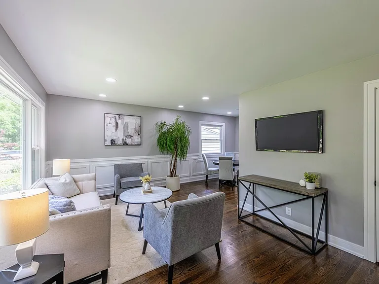 1805 Hovland Ct — Photo 3
