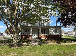 211 N Shuffleton St, Sigourney, IA 52591