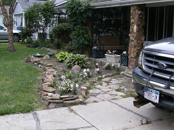 3rd image of 1056 Oakwood Dr