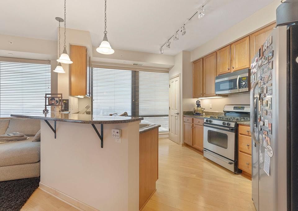 1st image of 500 E Grant St APT 2111