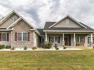 327 Christina Ln, Poplar Bluff, MO 63901