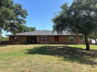 241 Meadow Brook Ct, Springtown, TX 76082