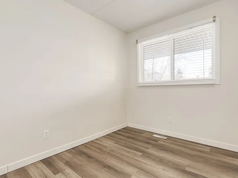 739 Bracewood Dr SW — Photo 13