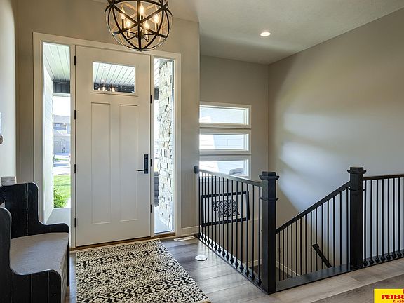 4th image of 2948 Brooks Hollow Dr