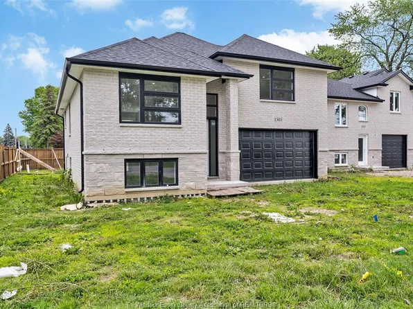 1505 Michigan Ave, Lasalle, ON N9J 2G7