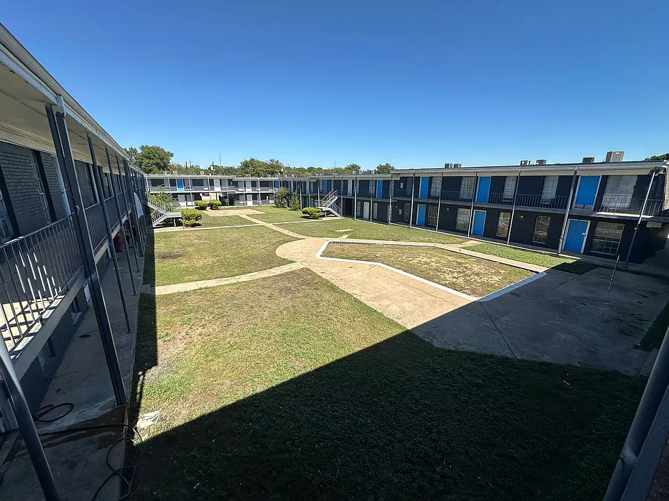 Eastgate Apartments