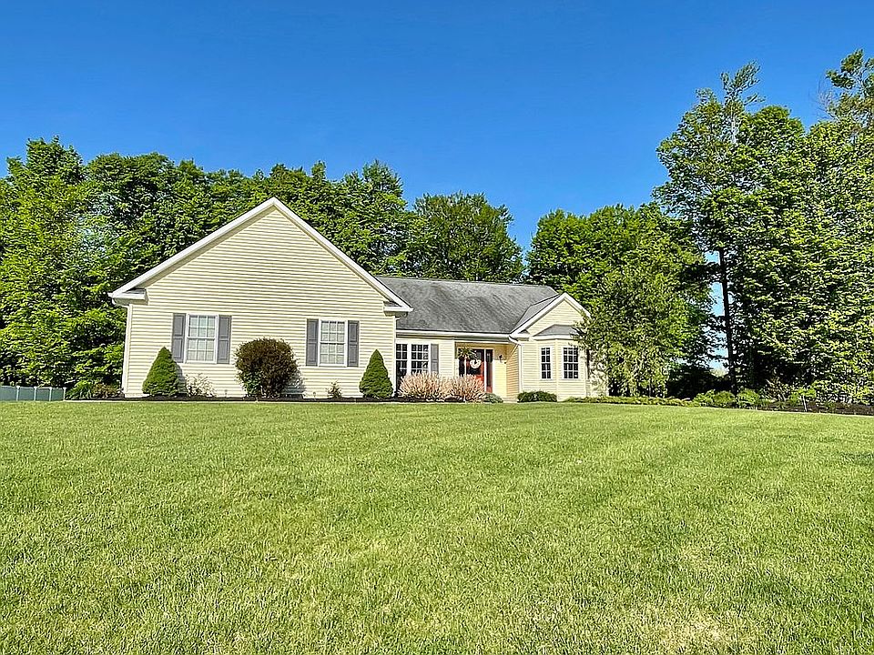 1st image of 5 Joseph Ct
