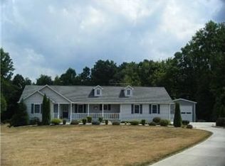 230 Autumn Dr, Crossville, TN 38571