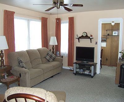 4th image of 238 Fournier St
