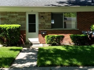 284 North Ave APT 2, Mount Clemens, MI 48043
