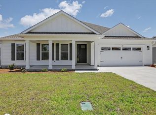 17 Springdale Dr, Crawfordville, FL 32327