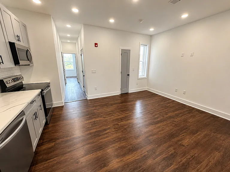 3213 W Susquehanna Ave #3 — Photo 2