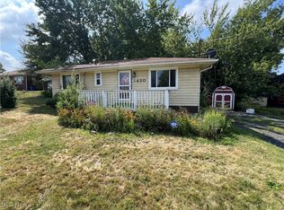 430 McCartney Rd, Campbell, OH 44405
