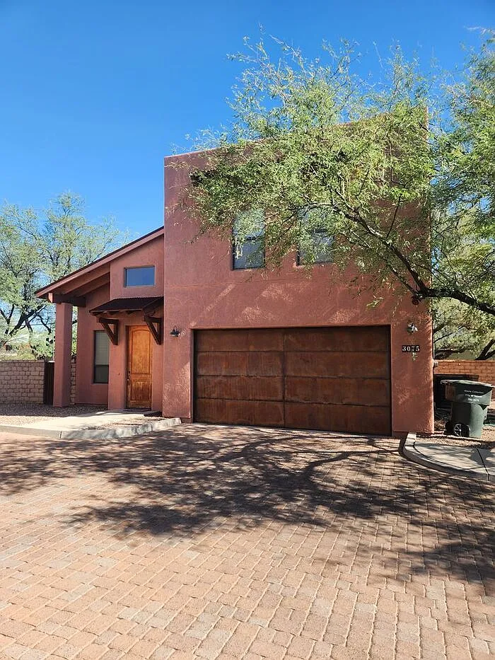 4 bed, 3.0 bath, 1808 sqft, $2,100 — Photo 1