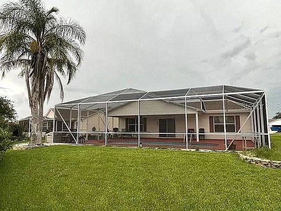 5th image of 761 Carlsbad Ct