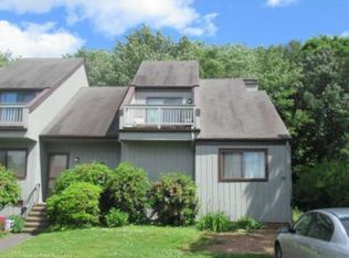 100 Hemlock Rd UNIT 5-4, Branford, CT 06405