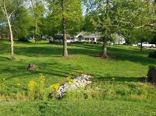 2816 Sensmeier Rd, Evansville, IN 47725