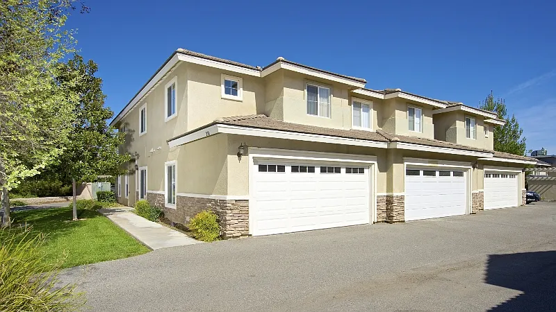 Parkview Townhomes — Photo 3