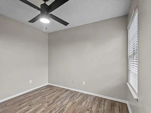 Kings Landing Apartments — Photo 34