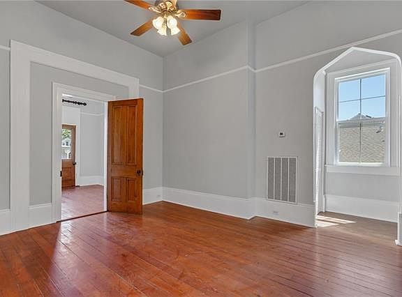2nd image of 4530 Constance St #0