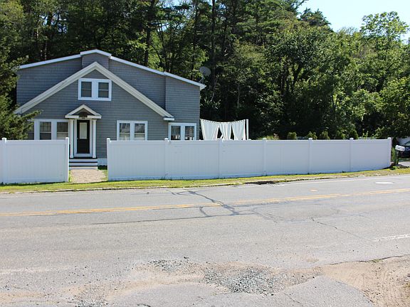2nd image of 402 Essex Ave