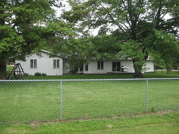 Huge Fenced Backyard
