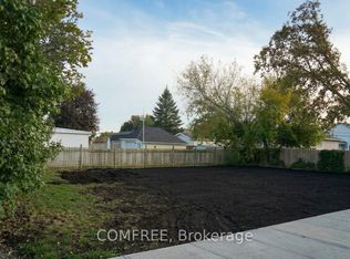 1416 Cumberland St, Cornwall, ON K6J 4K7
