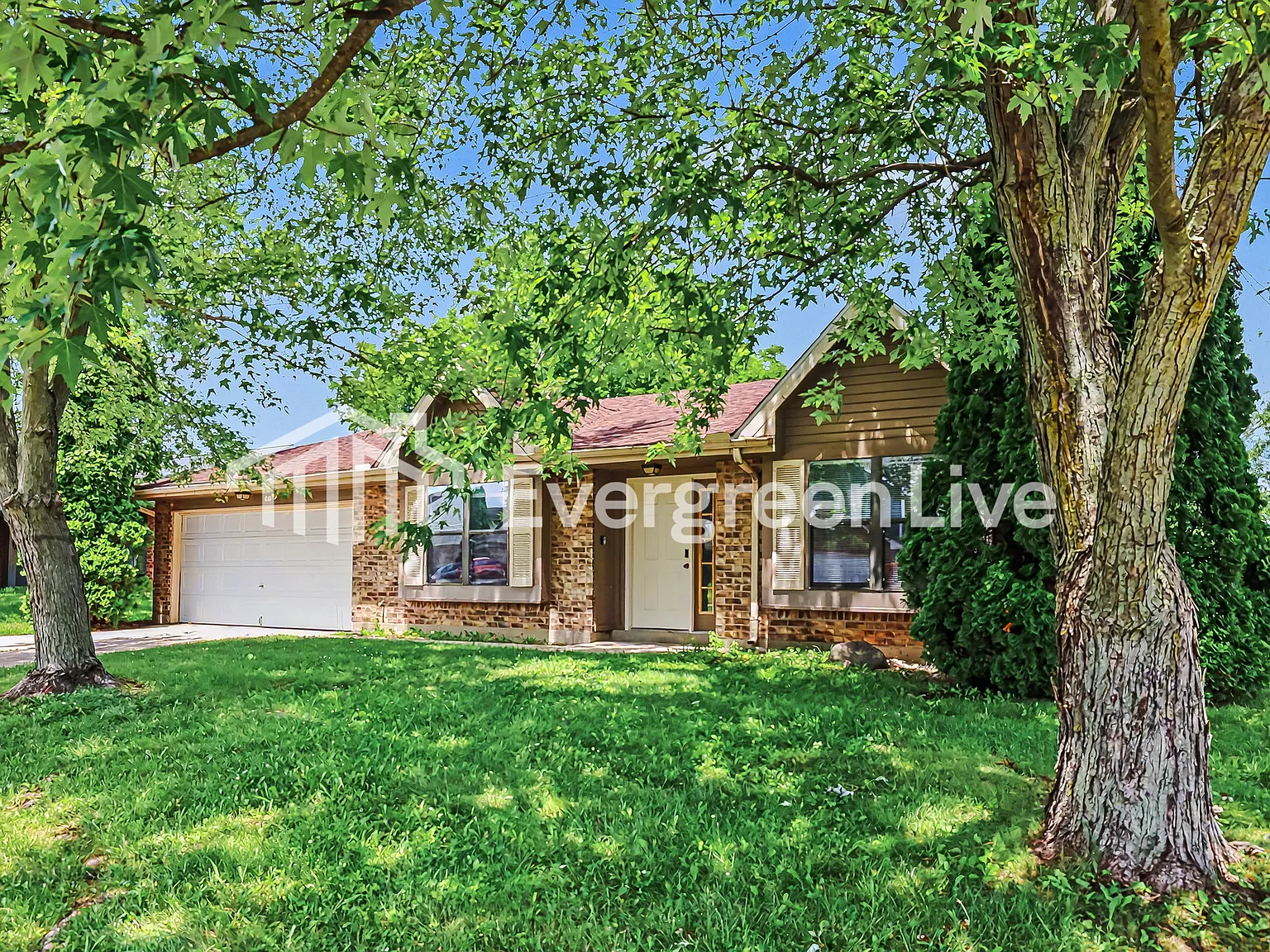 3 bed, 2.0 bath, 1766 sqft, $1,695 — Photo 2