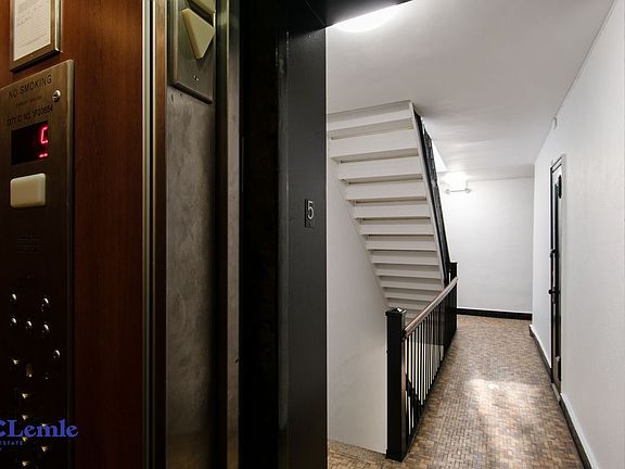 5th image of 204 E 84th St APT 3D