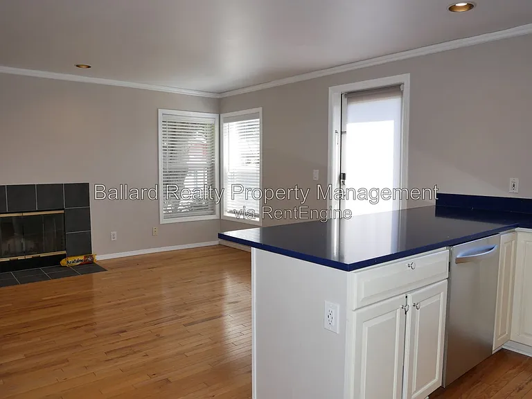 3216 14th Ave W #202 — Photo 3