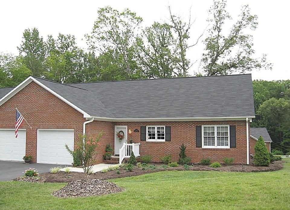 1st image of 316 Oleander Dr
