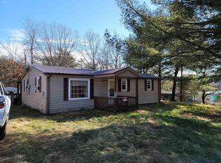 4090 Evans St, Pulaski, VA 24301