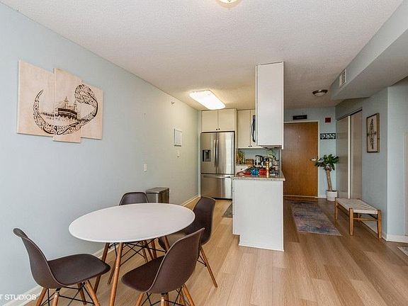 4th image of 9655 Woods Dr Unit 1605