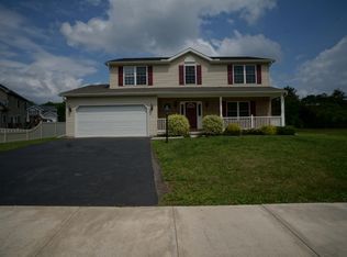 10 Mountain Crest Way, Dillsburg, PA 17019