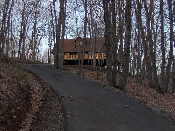 2nd image of 1495 Coopers Mountain Rd