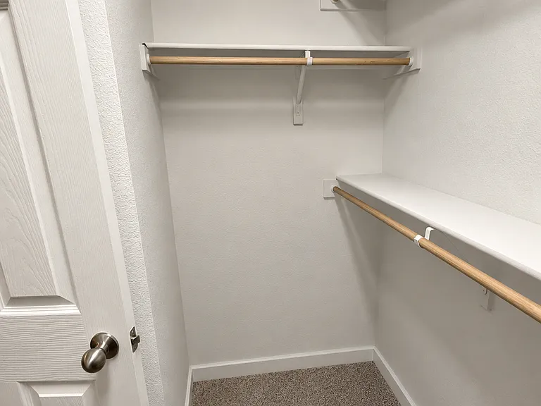 8915 Hidden Oaks Dr — Photo 21