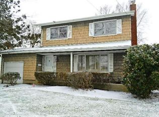 47 Fairview Rd W, Massapequa, NY 11758