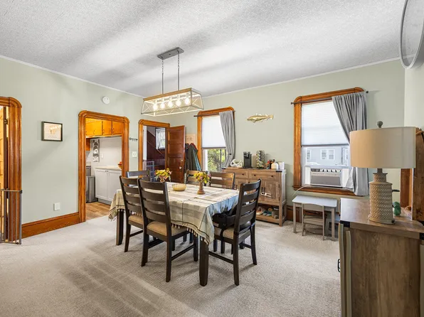 93 Sidney St #1, New Bedford, MA 02740