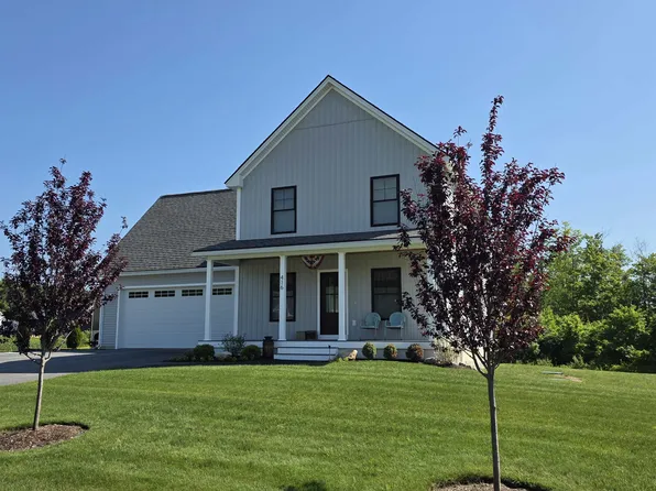 416 Blane Circle, Pembroke, NH 03275