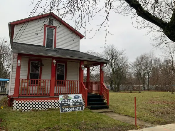 1002 N Church St, Kalamazoo, MI 49007