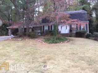4338 Lake Breeze Dr, Stone Mountain, GA 30083