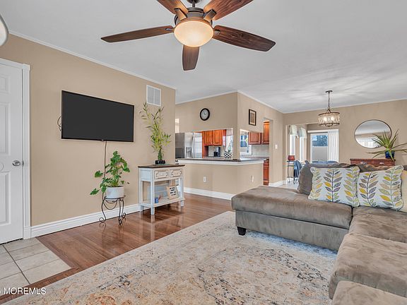 2nd image of 979 Mcguire Drive