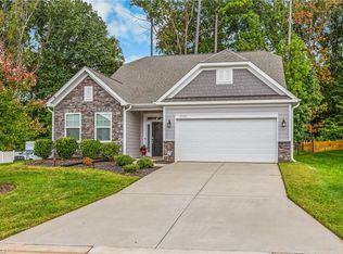5161 Quail Forest Dr, Clemmons, NC 27012
